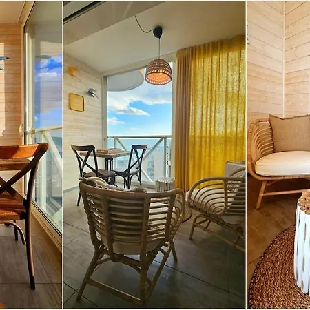 L'eclat Maritime ! T2 / Clim / Piscine / Vue Apartmán